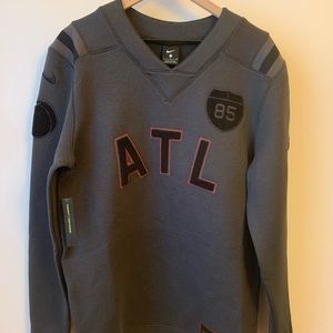 Brand new Nike standard fit Atlanta long sleeve shirt